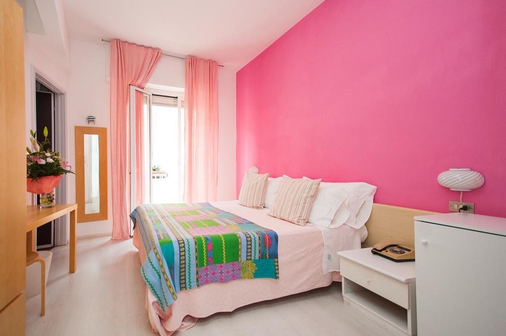 Hotel Giongo Spotorno Buitenkant foto