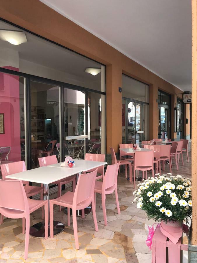 Hotel Giongo Spotorno Buitenkant foto